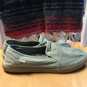 Sanuk women’s Pair o dice size 8